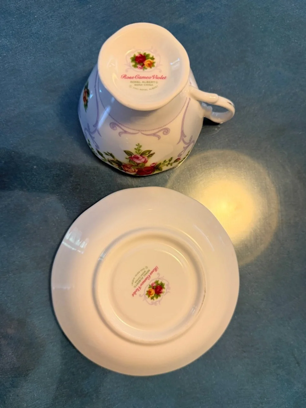 VNTG Royal Albert Bone China Rose Cameo Violet